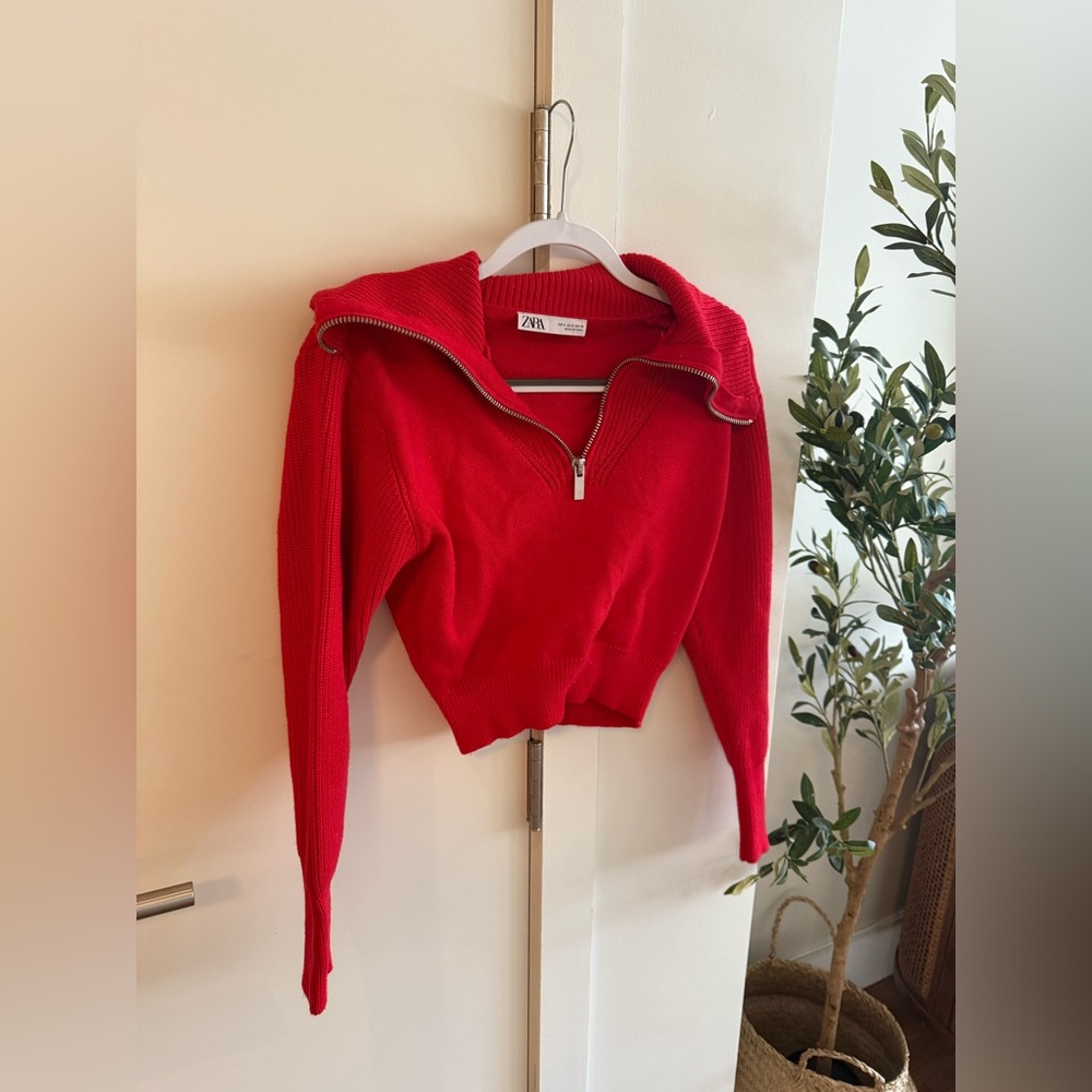 Zara Red Cropped Zip-Up Sweater
